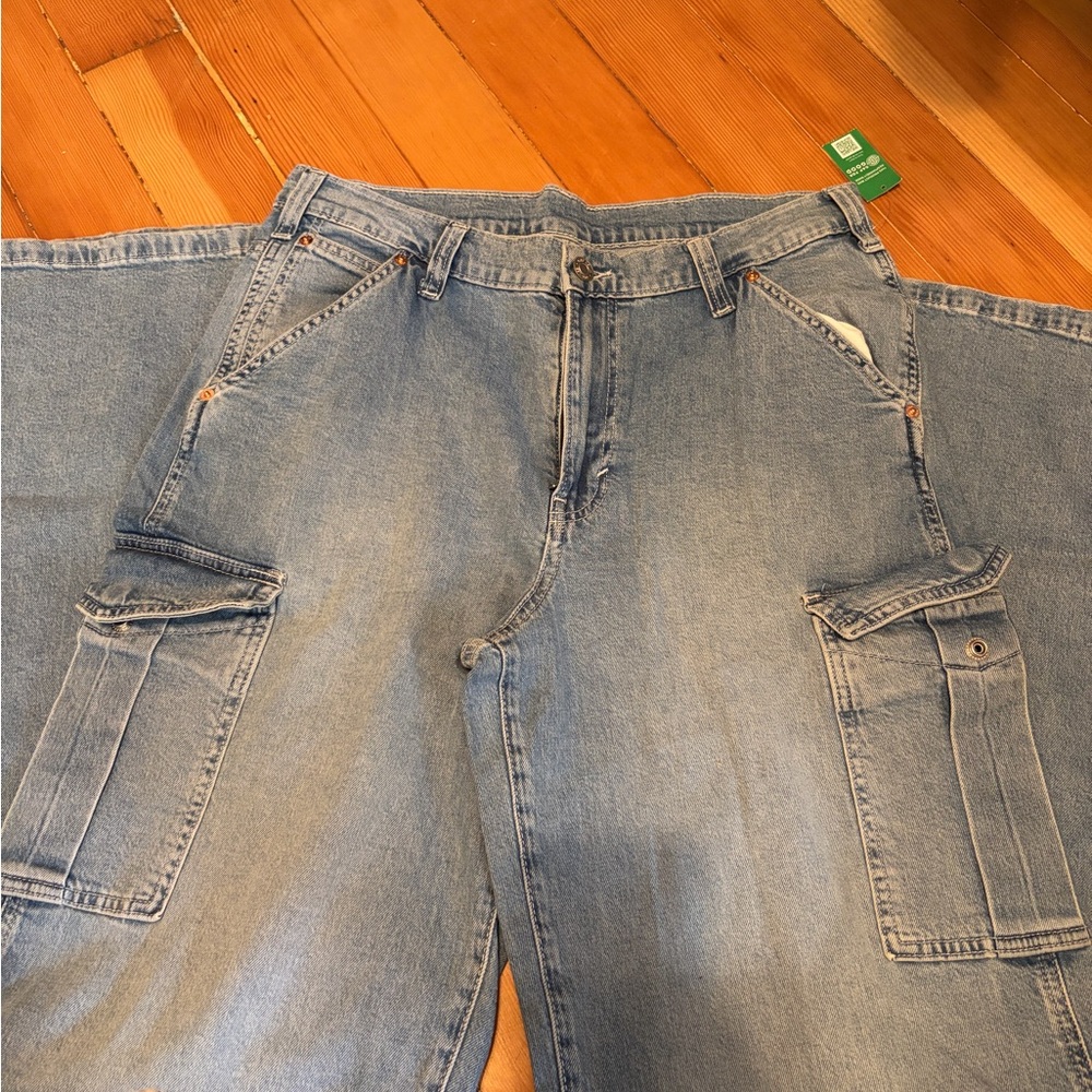 Women’s wide leg Cargo Jeans